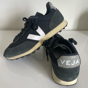 Vera Rio Branco Alveomesh Black/White/Oxford Grey